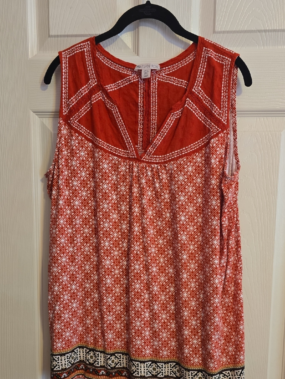 Red Printed Sleeveless Tank with Embroidered‎ Yoke Detail